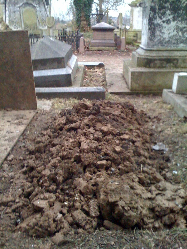 Harold Pinter grave